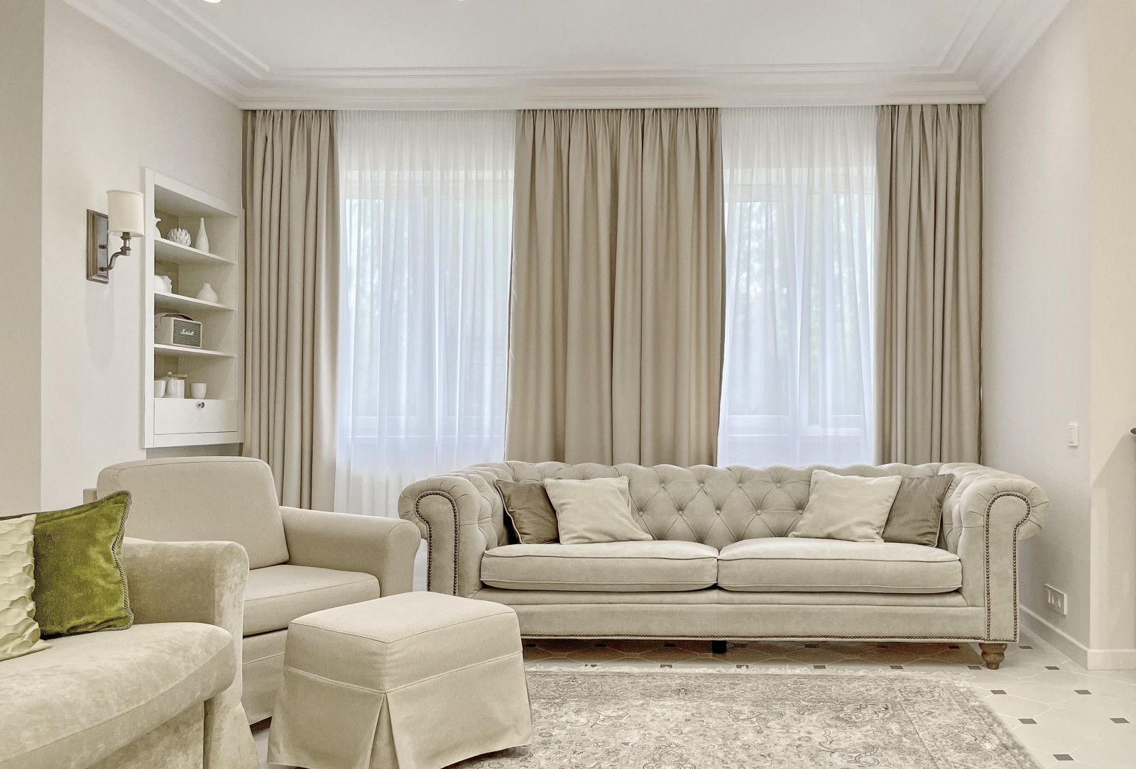 Колониальный фасон