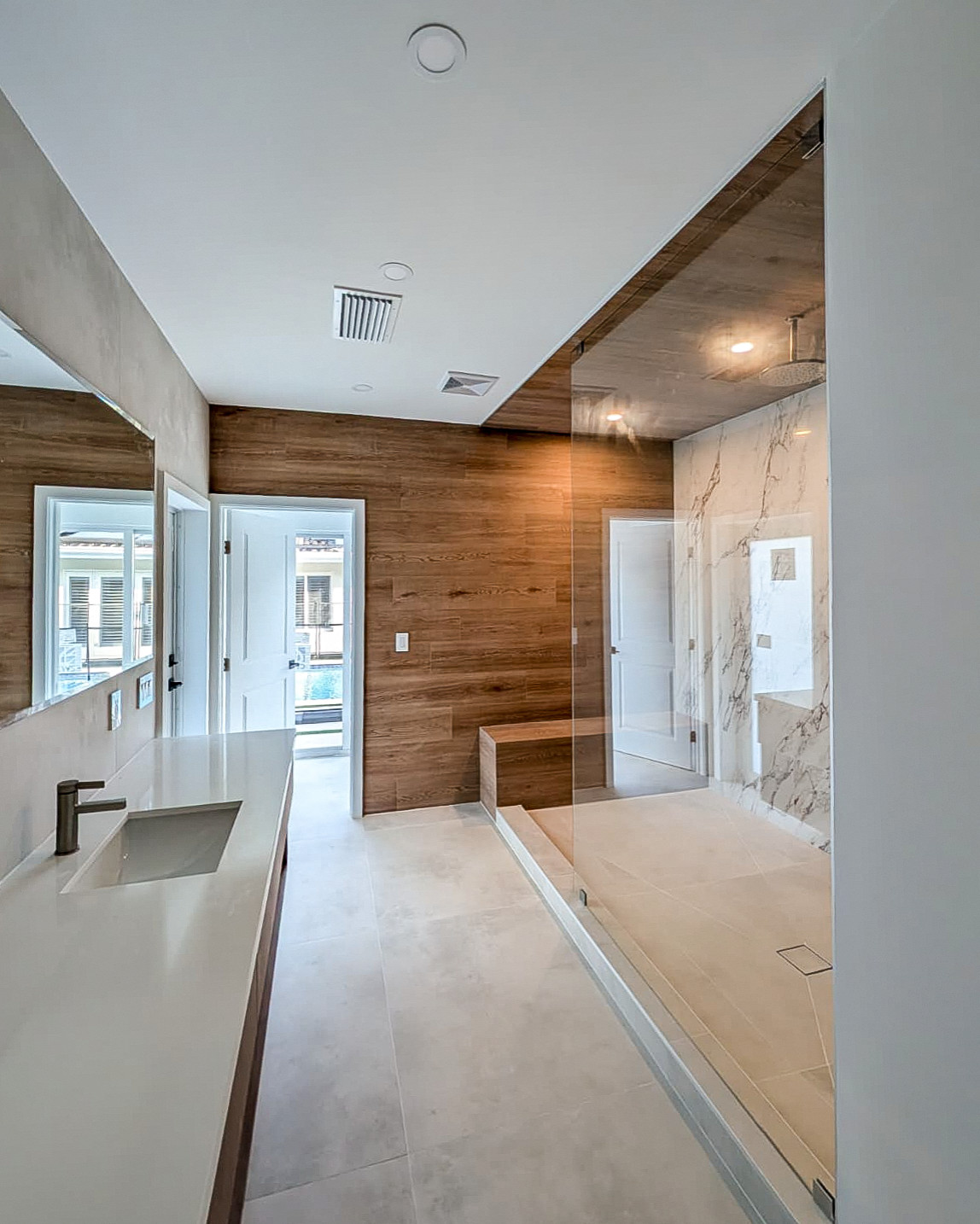 Spa-Inspired Guest Bathroom