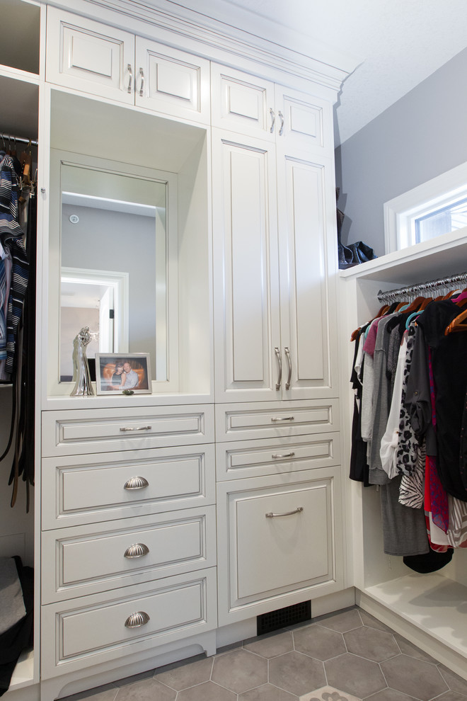 Transitional closet photo in Edmonton