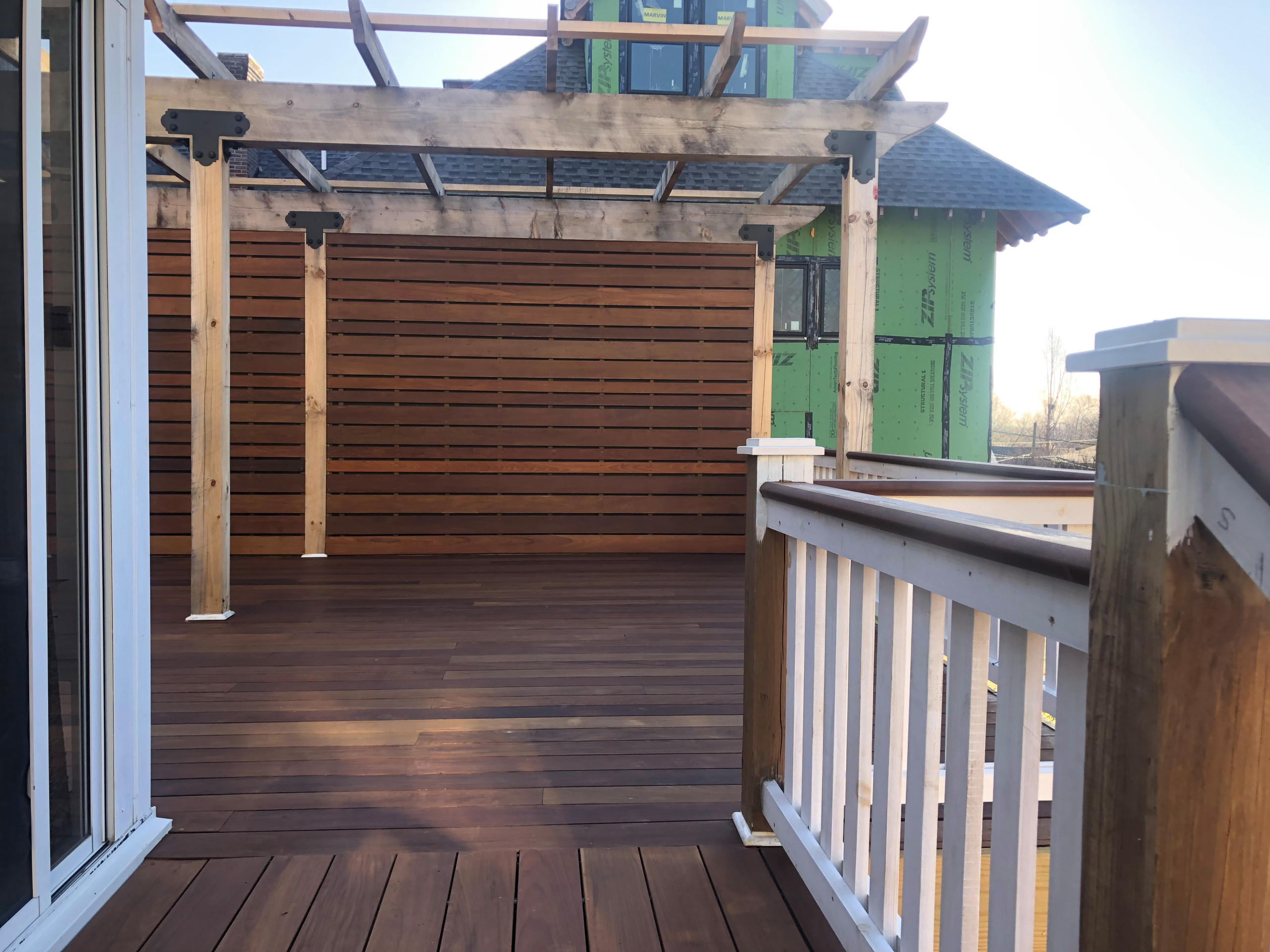 Ipe deck with pergola