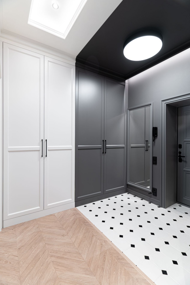 Необычный холл в стиле английской классики