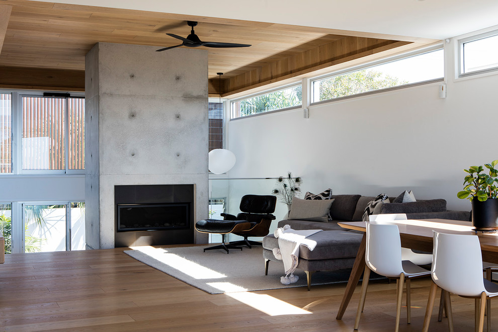 Photo of a contemporary family room in Sunshine Coast.