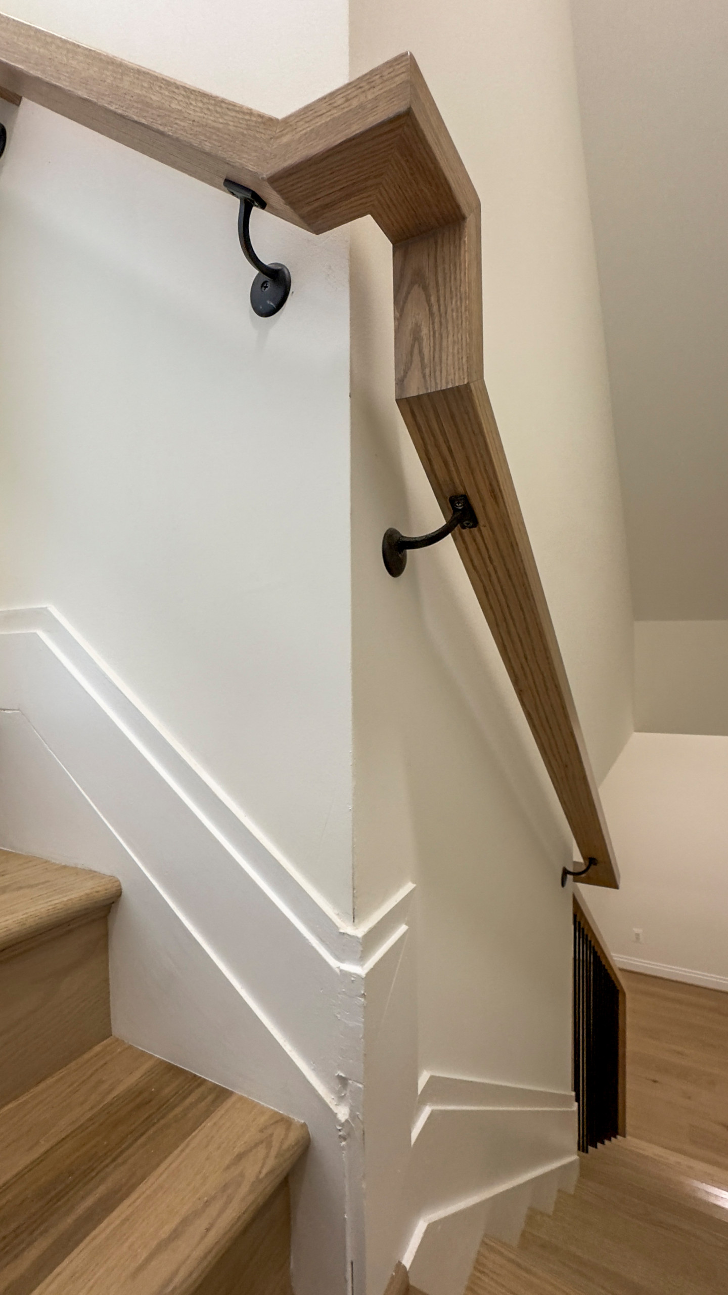 144_Attractive Transitional Staircase in Impressive Modern Home, Vienna VA 22180