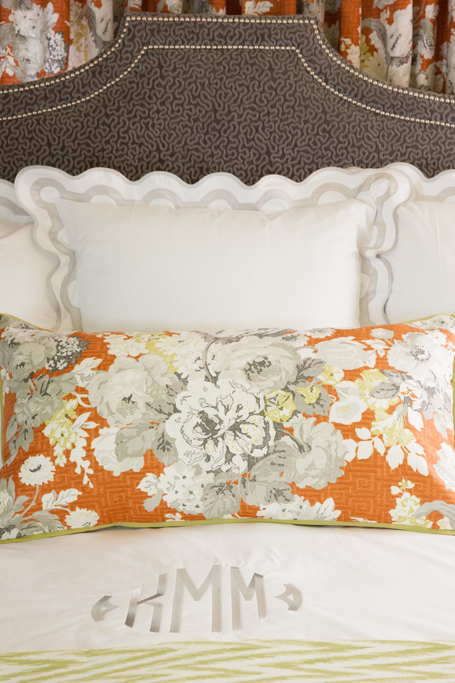 Home design - traditional home design idea in Boston