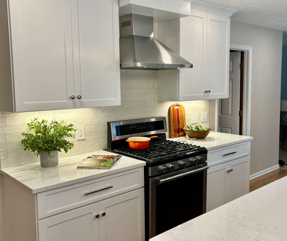 Avon Lake Landerwood Lane Kitchen
