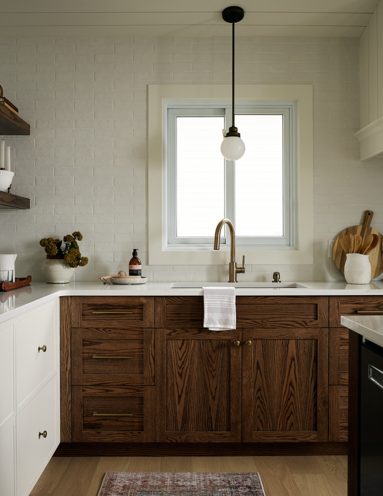 Inspiration for a transitional kitchen remodel in Toronto