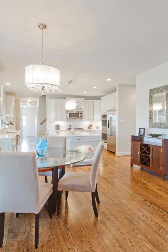 Inspiration for a transitional dining room remodel in DC Metro