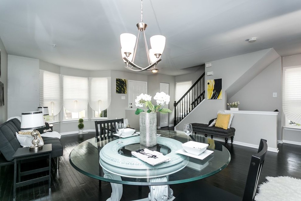 Dining room - transitional dining room idea in DC Metro