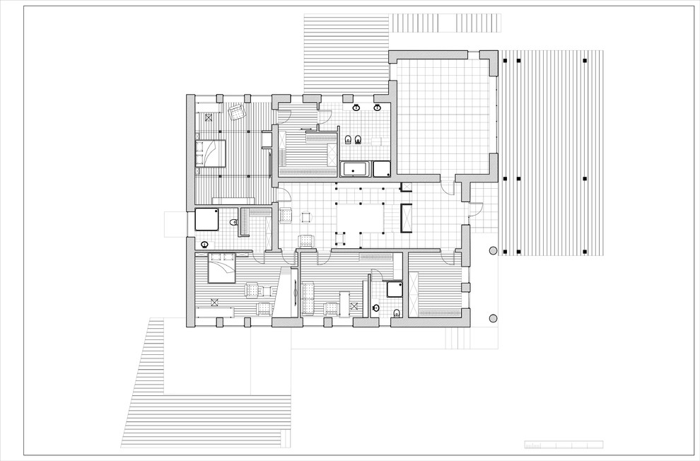 Дом на склоне