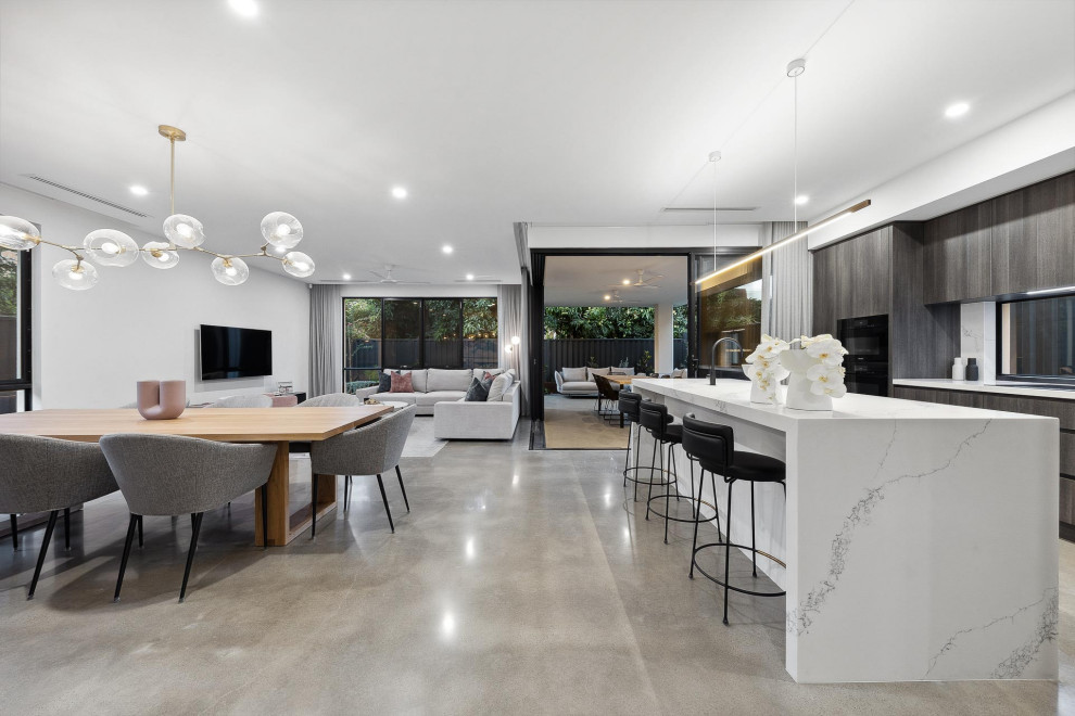 Contemporary dining room in Perth.