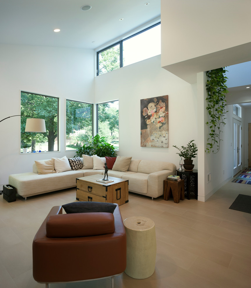 Photo of a modern living room in Kansas City with white walls.