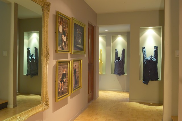 Hallway Display contemporaneo-recibidor-y-pasillo