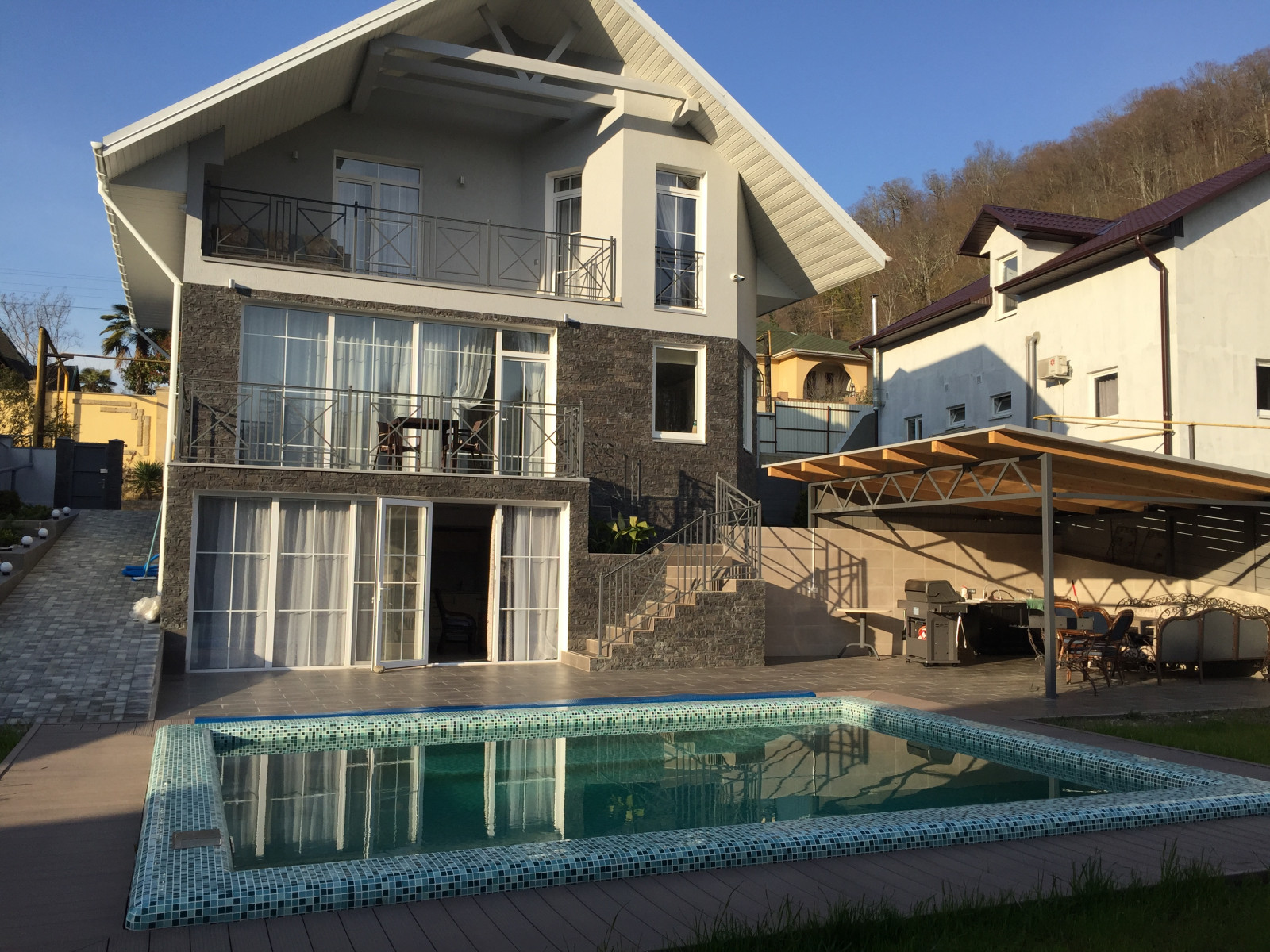 Скиммерный бассейн в Мацесте