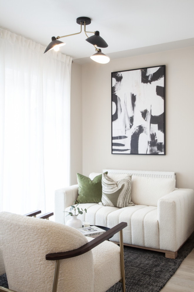 Millground Field - Kitchen Relaxed Seating