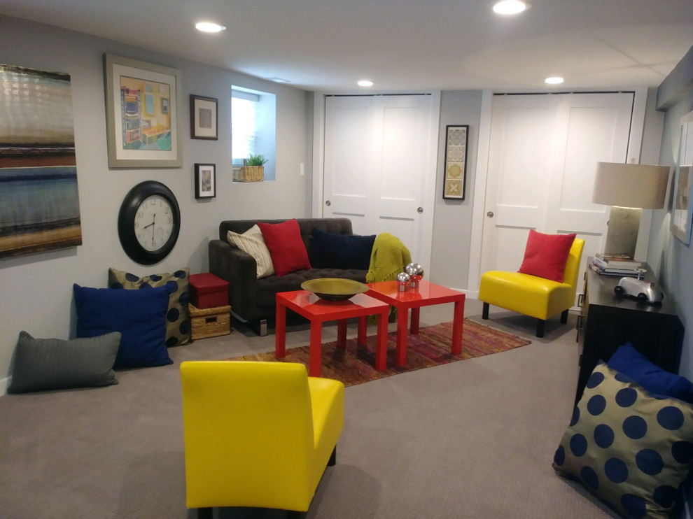 Inspiration for a transitional basement remodel in Chicago