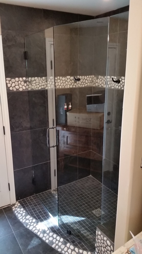 Bathroom - transitional bathroom idea in Phoenix