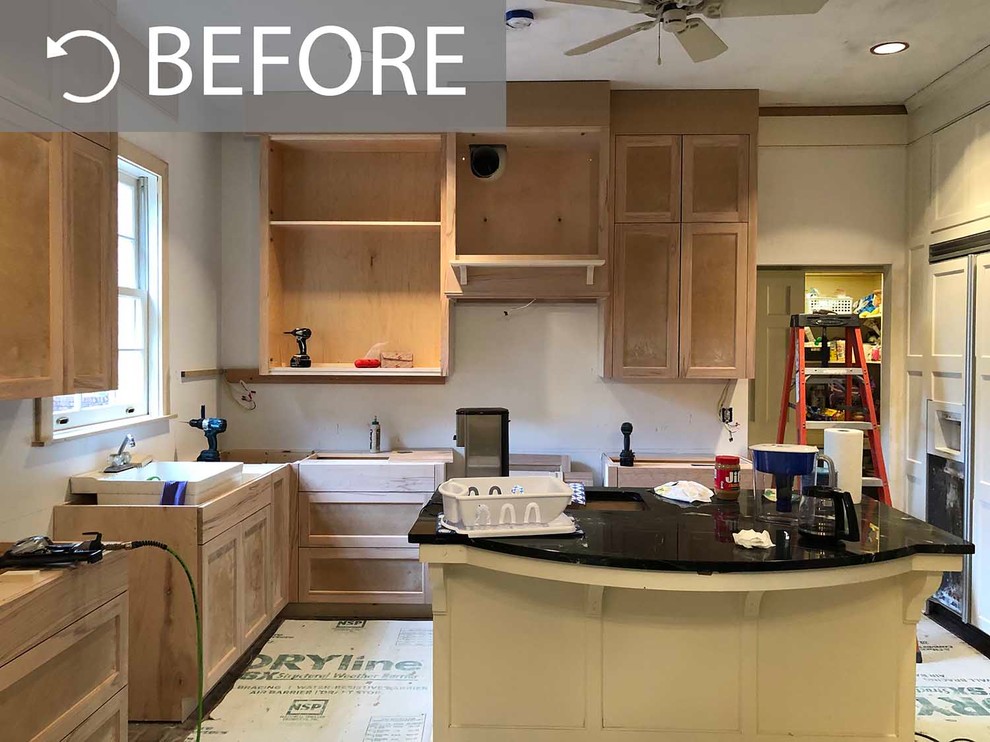 This is an example of a mid-sized beach style l-shaped kitchen in Austin with an undermount sink, shaker cabinets, white cabinets, marble benchtops, white splashback, ceramic splashback, stainless steel appliances, brick floors, with island and white benchtop.