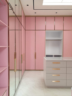 ピンクのおしゃれな収納 クローゼットの画像 21年8月 Houzz ハウズ
