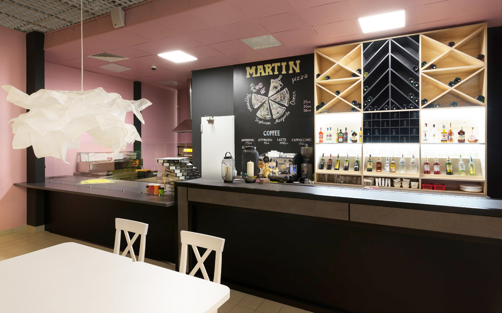 Реализованный проект городского кафе. Дизайн проект пиццерии. Фото.