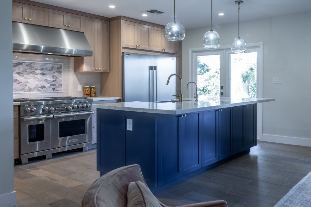 Example of a trendy kitchen design in Phoenix