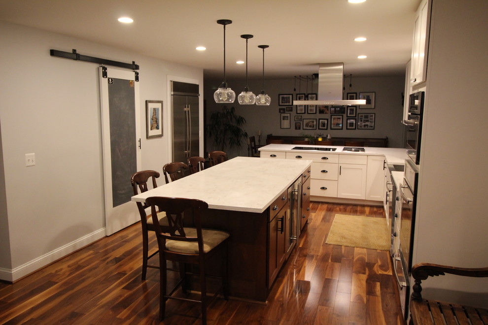 Bold Barn Door Kitchen