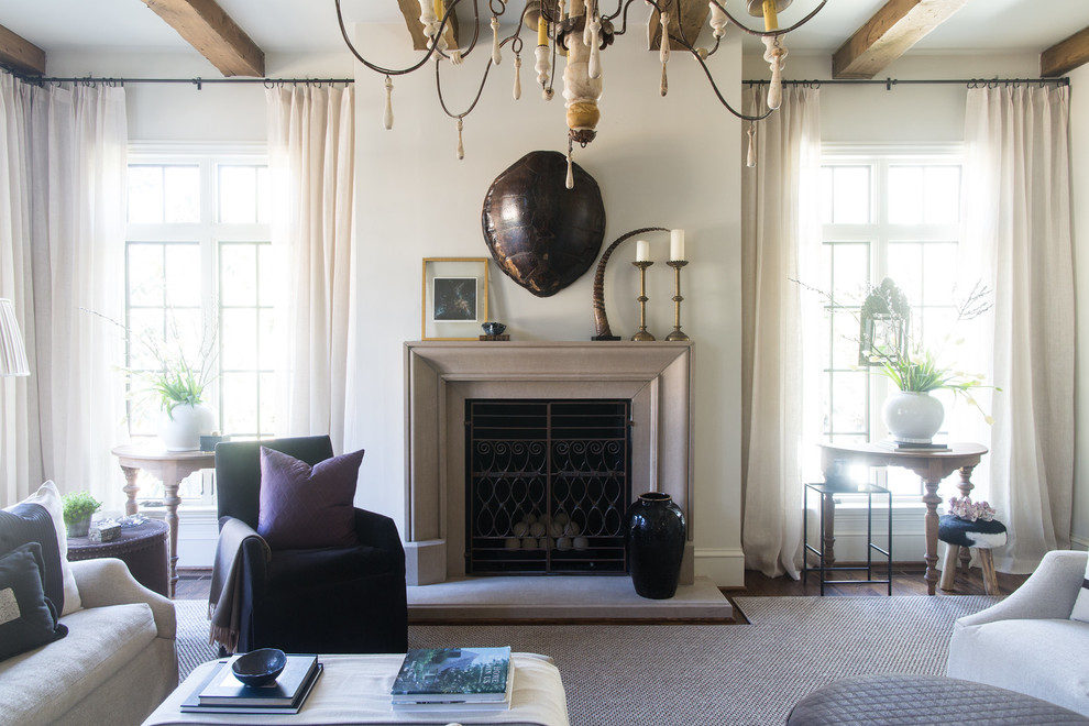 Transitional home design photo in Birmingham