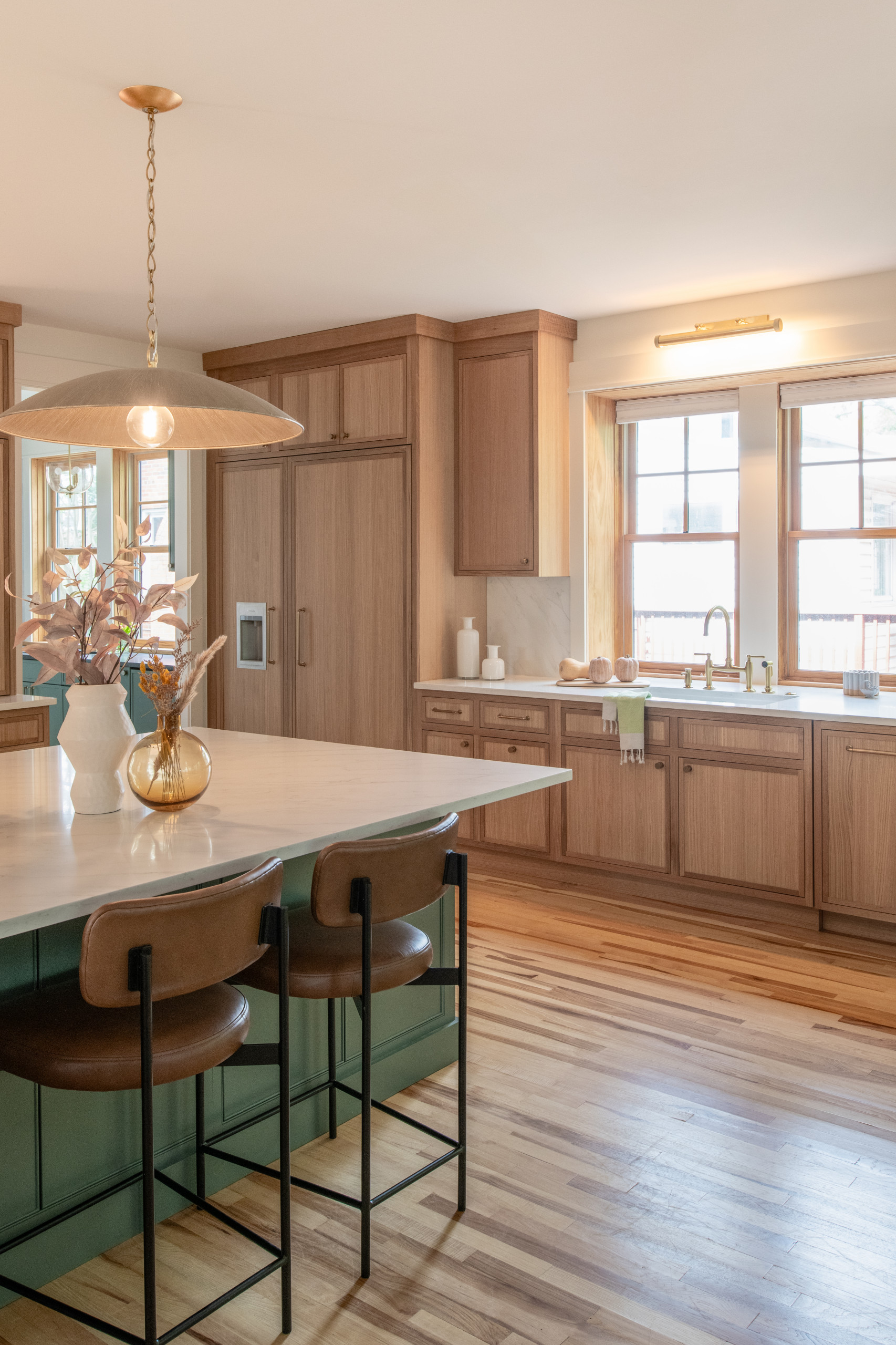 Warm Modern Kitchen Renovation with Natural Oak & Green Accents
