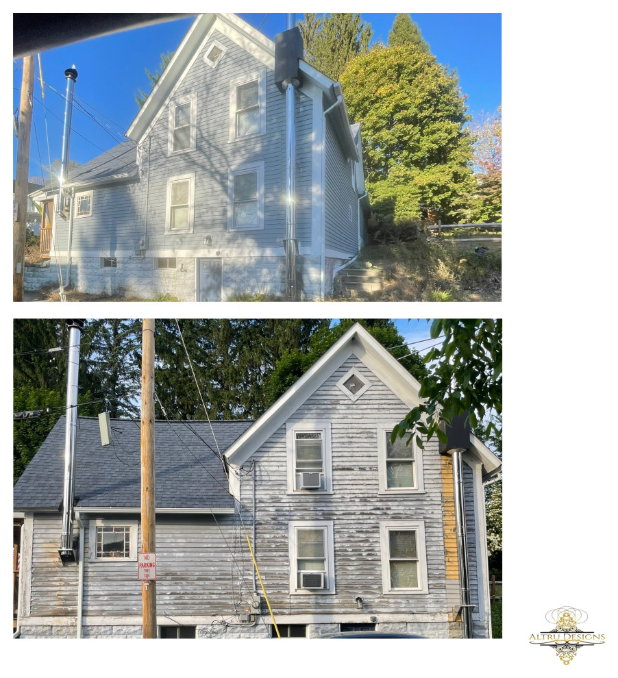 Mittelgroßes, Zweistöckiges Klassisches Haus mit grauer Fassadenfarbe, Satteldach, Misch-Dachdeckung, blauem Dach und Verschalung in Boston