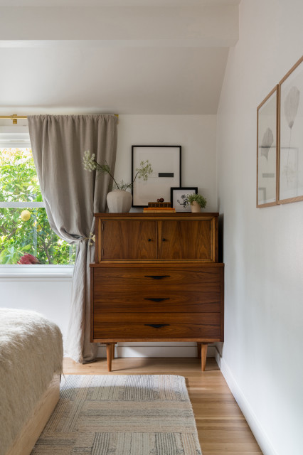 Cahill Ave scandinavian-bedroom