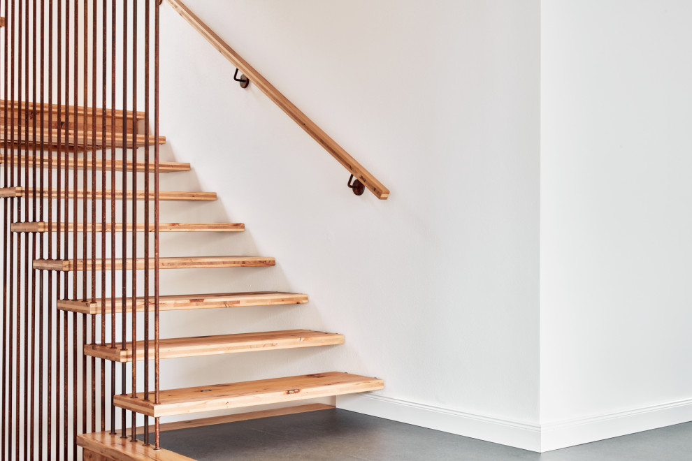 Консольная лестница из бука