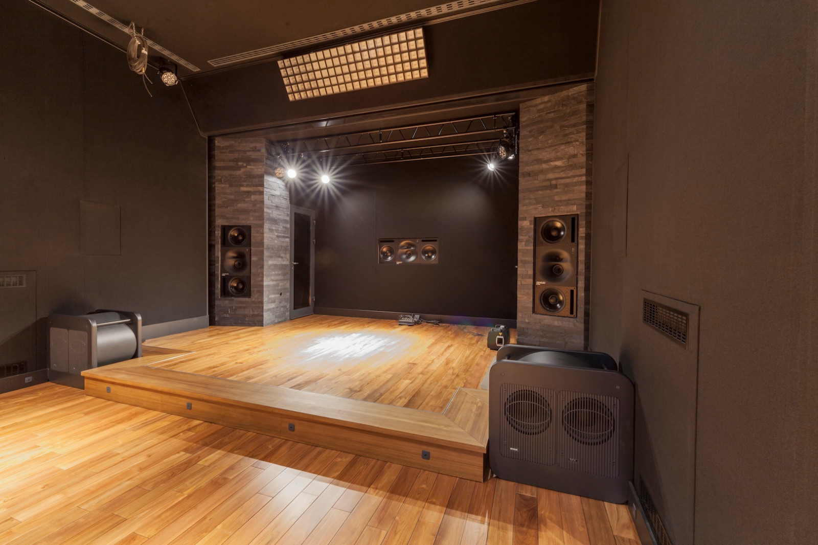 Частный кино-концертный зал