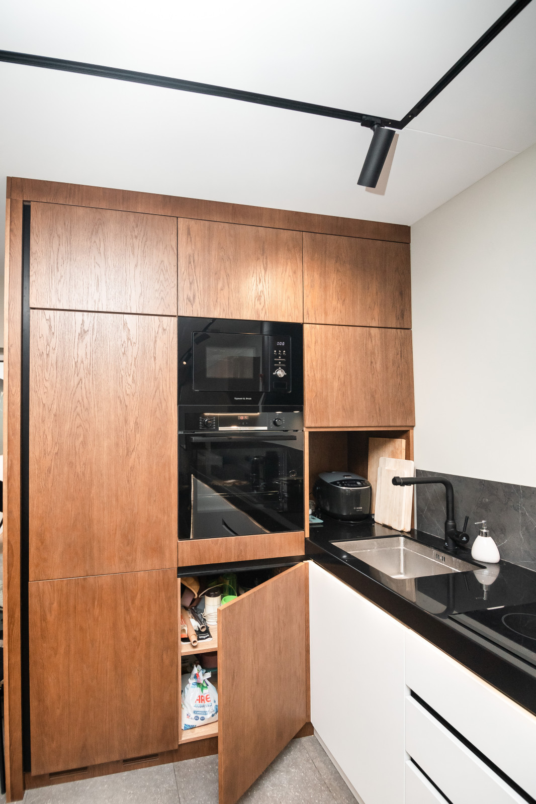 Кухня-гостиная в стиле минимализм