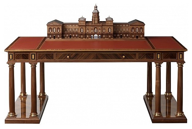 Horse Guards' Parade Desk