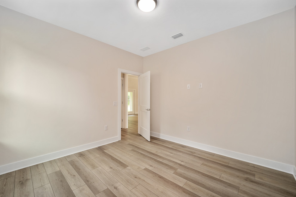 New Home - The Weston Model - 2,052
