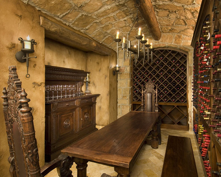 Design ideas for a traditional wine cellar in Dallas.