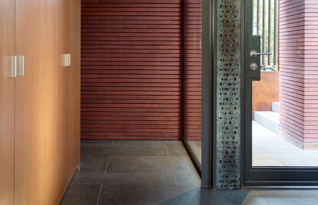 Northside Residence modern-entre