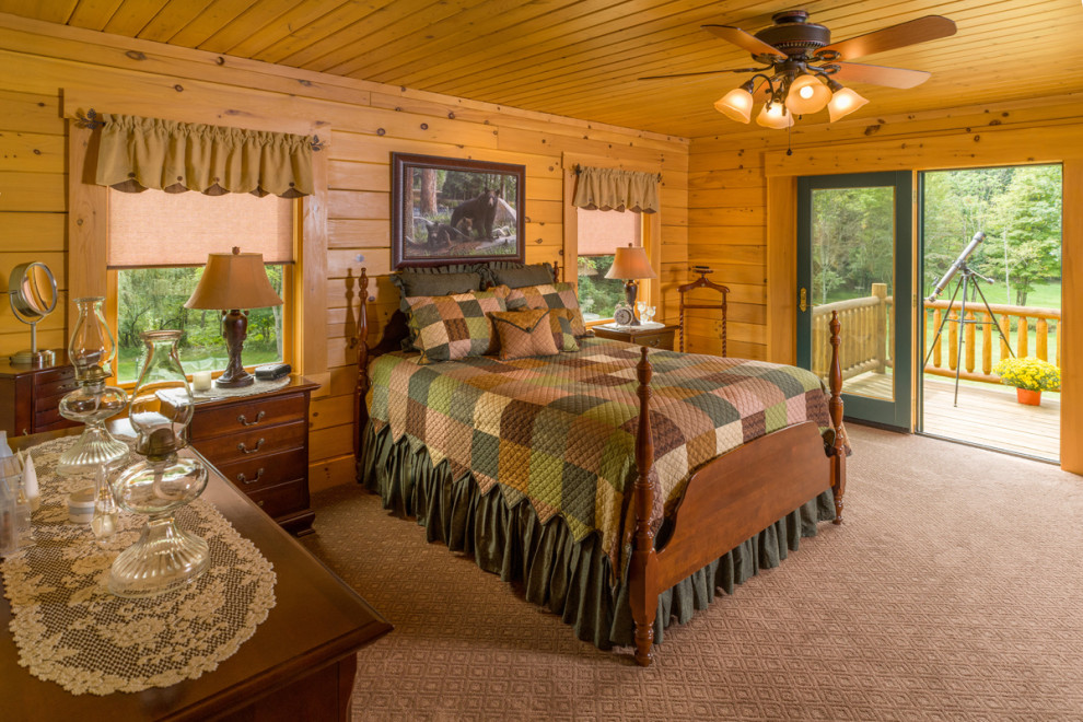Mountain style bedroom photo in Huntington