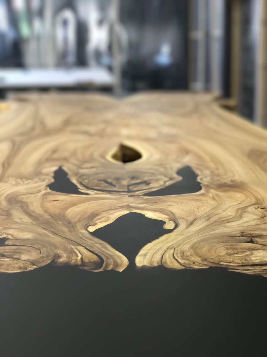 Обеденный стол «Близнецы» из слэбов