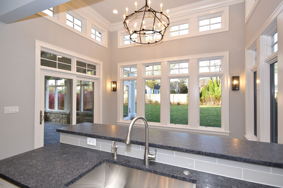 Transitional home design photo in Chicago