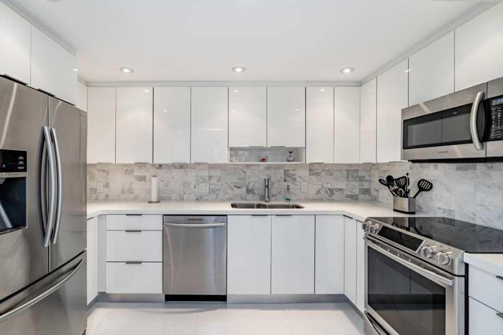 White Atmosphere | Modern vs Traditional