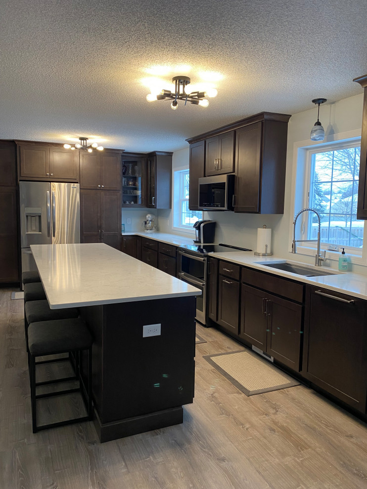1980's Kitchen and Dining Makeover