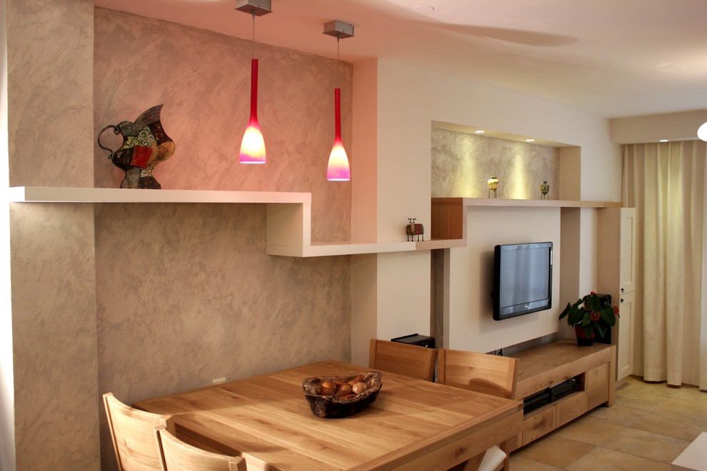 This is an example of a modern living room in Tel Aviv.