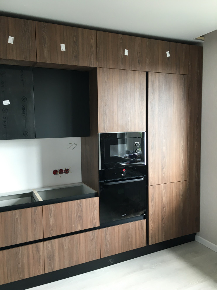 Установка кухни с глубокой антресолью