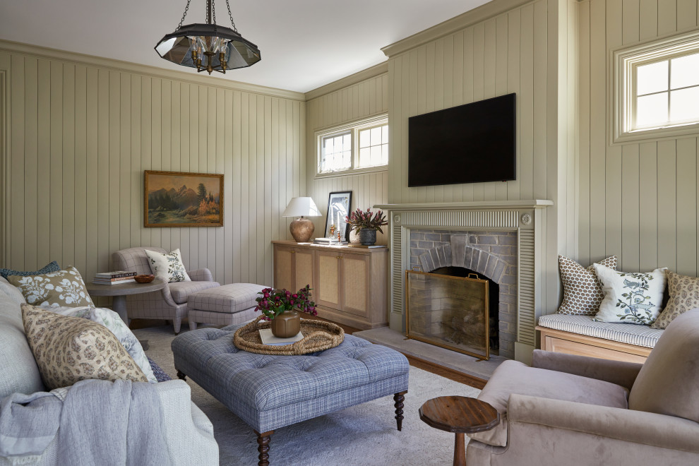 Pillement House - Farmhouse - Living Room - Chicago - by Laura Design ...