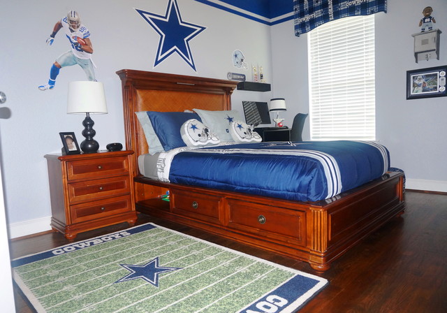 Boy's Dallas Cowboy Bedroom - Dallas - by BW Interiors