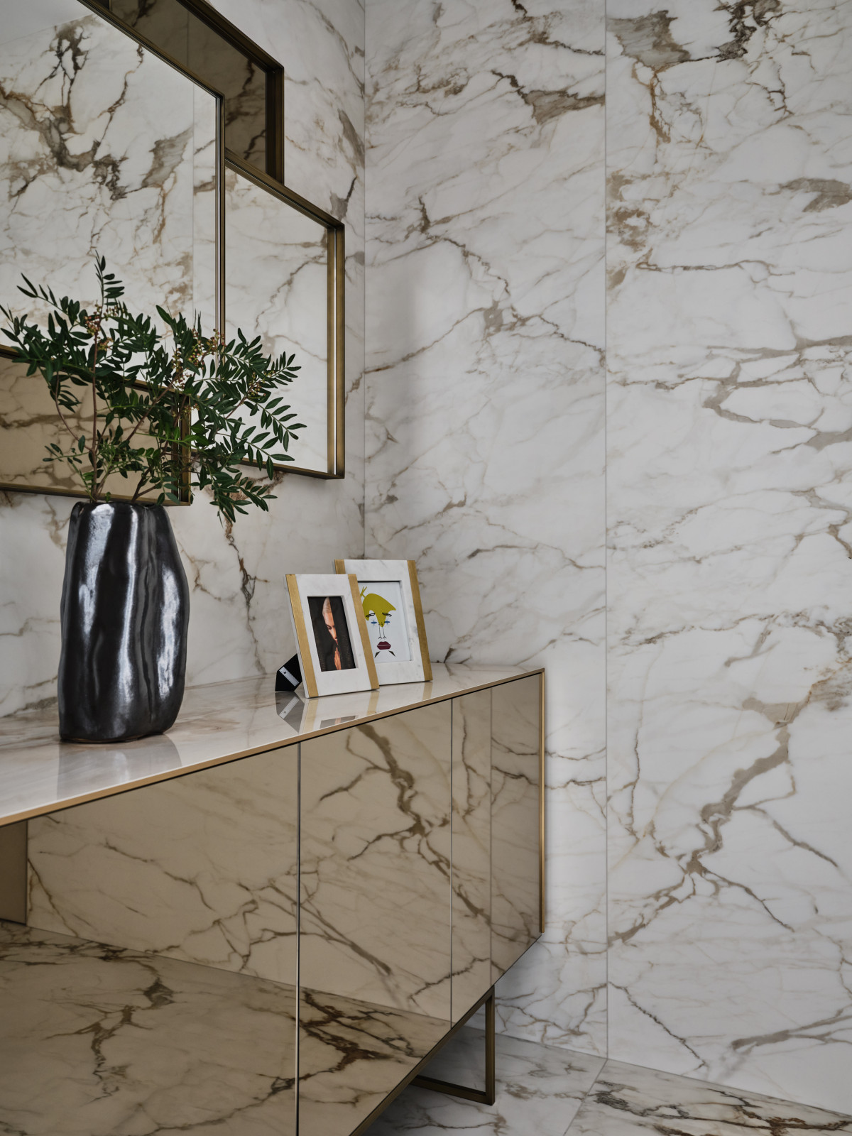 Элегантный интерьер, в котором интересна каждая деталь.