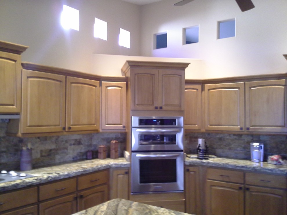 Inspiration for a timeless kitchen remodel in Phoenix
