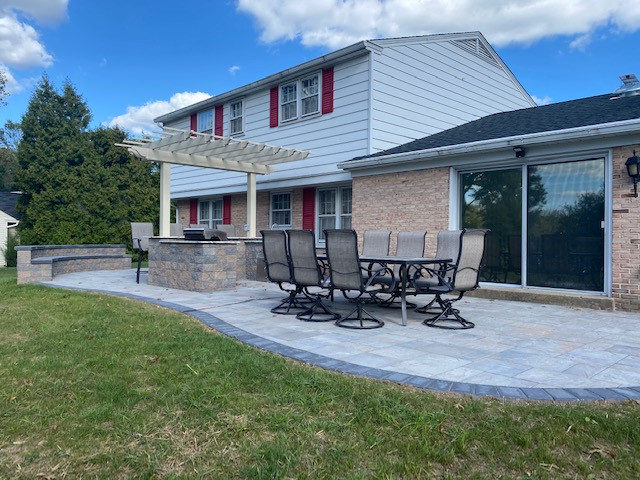 Patio/Seating Wall/Steps