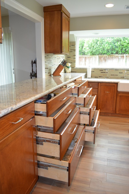 West Memorial Kitchen Remodel minimalistisch-kueche