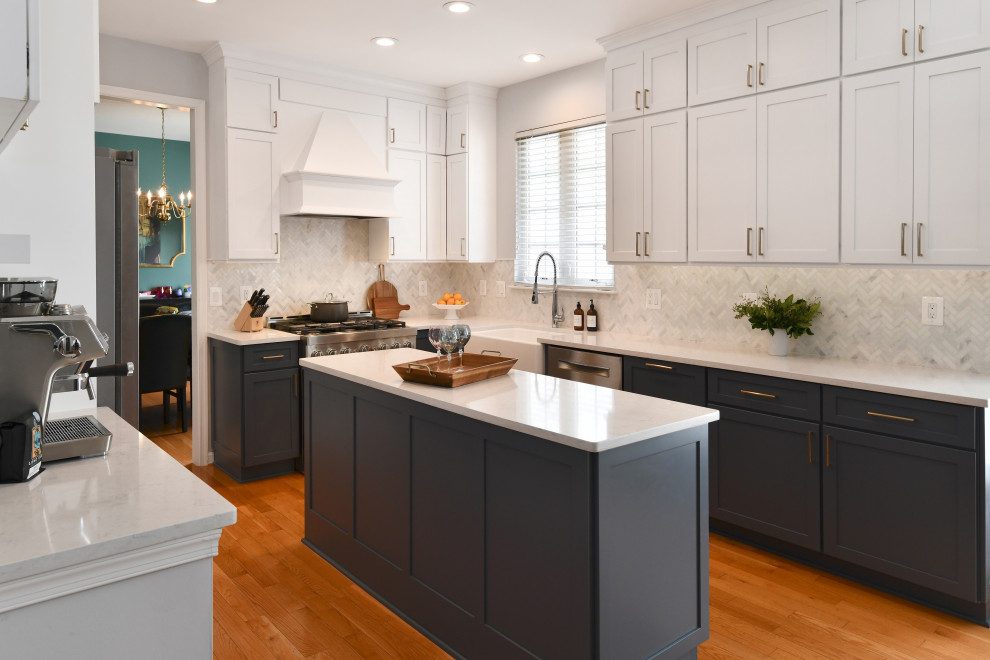 Example of a transitional kitchen design in DC Metro